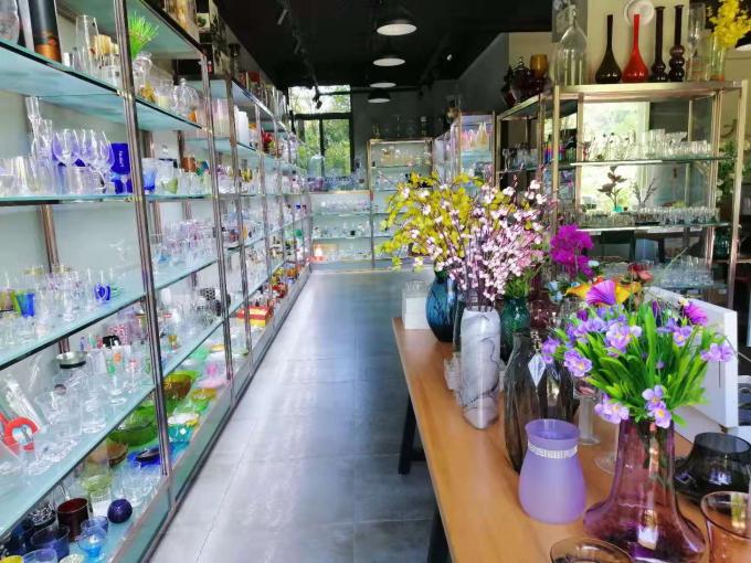 Tri-color Gradient Frosted Coupe Glass Customized Sprayed Color 11