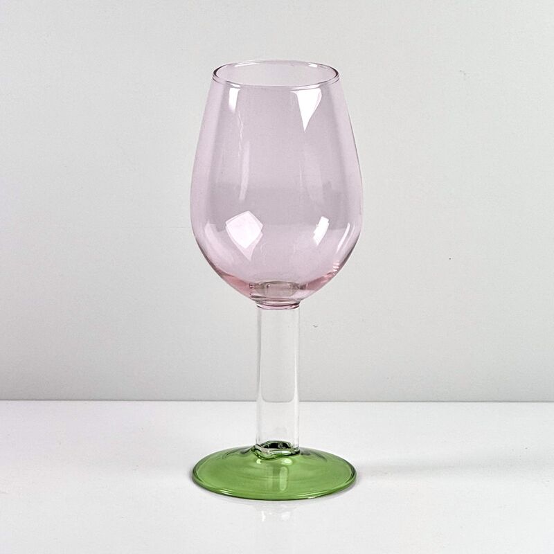 کیفیت Hand Blown Borosilicate Stemmed Wine & Cocktail Glass Set, Pink Bowl with Green Hollow Stem Base, Colored Spray Tinted Art Goblets for Bar, Wedding & Table Decor کارخانه