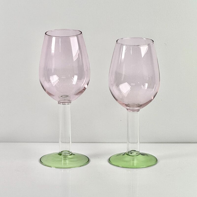 کیفیت Hand Blown Borosilicate Stemmed Wine & Cocktail Glass Set, Pink Bowl with Green Hollow Stem Base, Colored Spray Tinted Art Goblets for Bar, Wedding & Table Decor کارخانه