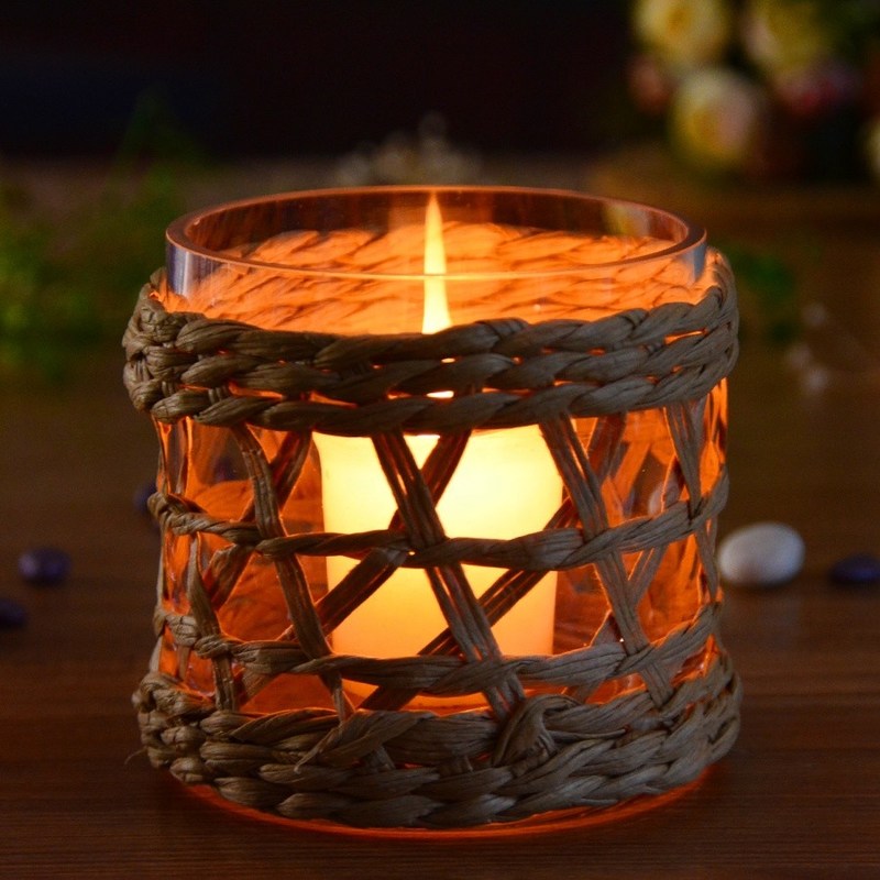 کیفیت Round Creative Glass Candle Holders With Wicker Sleeve کارخانه
