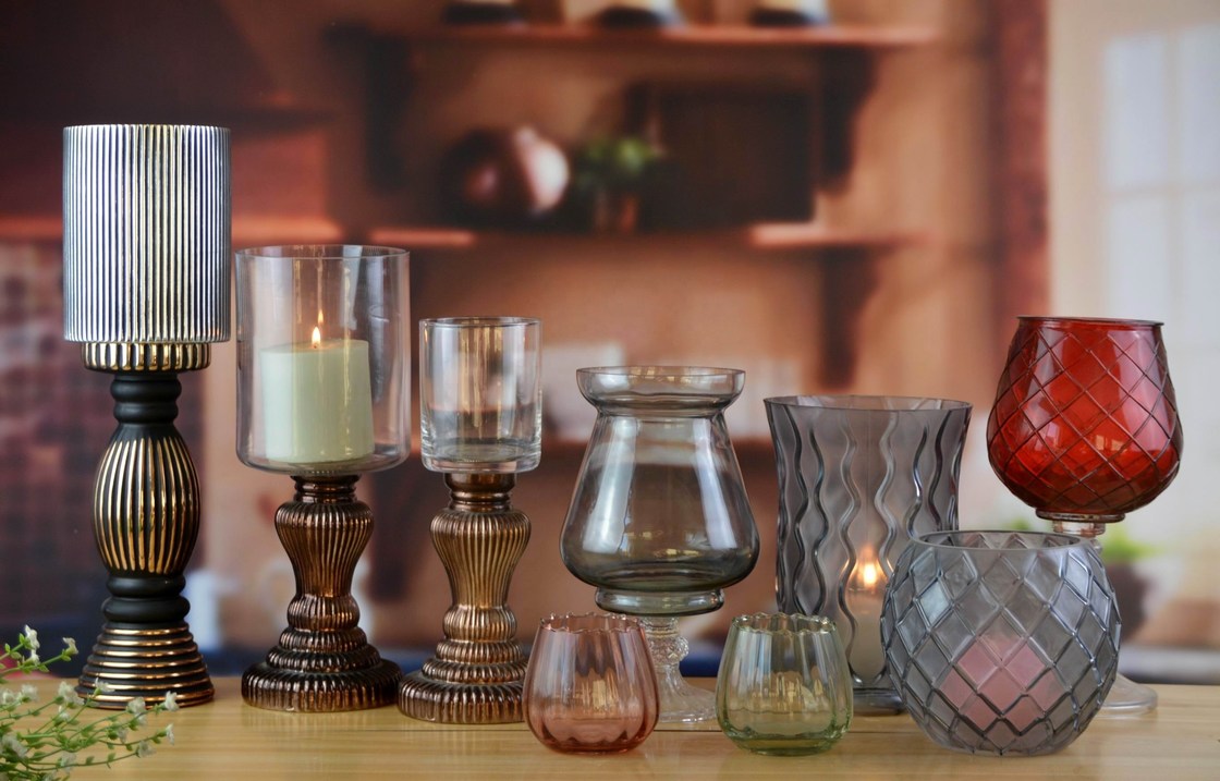 کیفیت Handmade Ancient Pillar Candle Holders With Silver Foot کارخانه