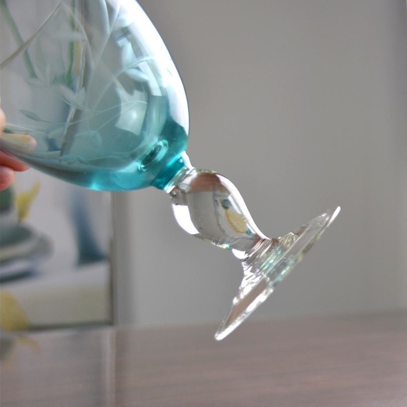 کیفیت Vintage Scandinavian Style Engraved Turqoise Crystal Wine Glass , Clear Goblet Glasses کارخانه