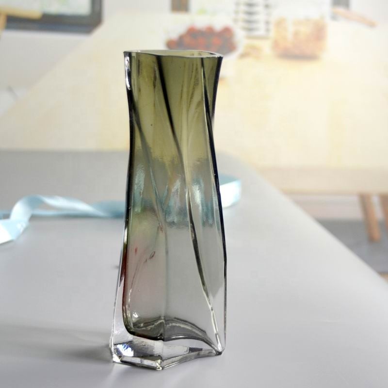کیفیت 3 Size Warped Grey Color Tall Centerpiece Vases کارخانه
