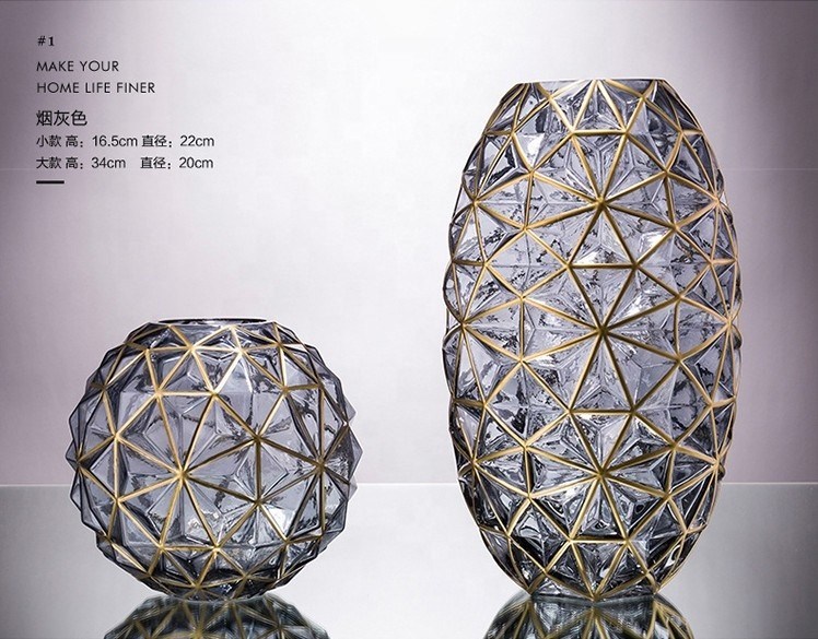 کیفیت Creative Handpainted Decorative Glass Vase For Wedding کارخانه