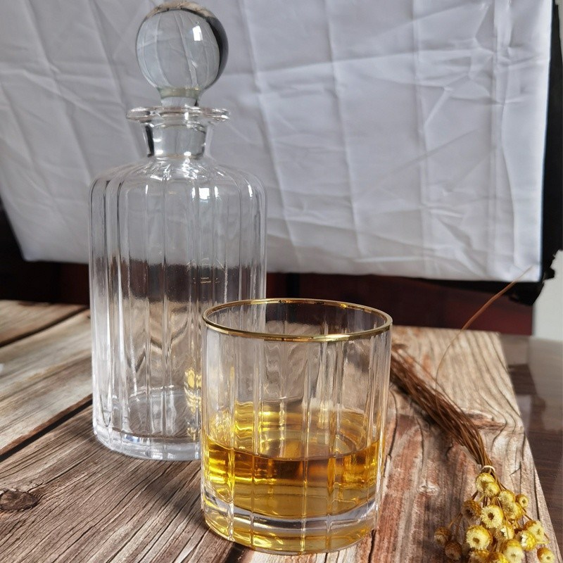 کیفیت Customized Gold Rim Whole Set Handmade Whiskey Glass کارخانه