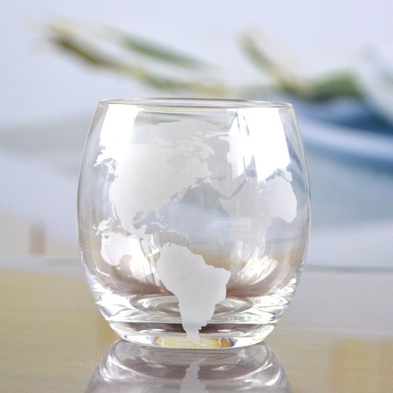 کیفیت Globe Design Etched Handmade Whiskey Glass , Whiskey Tasting Glasses For Restaurant کارخانه