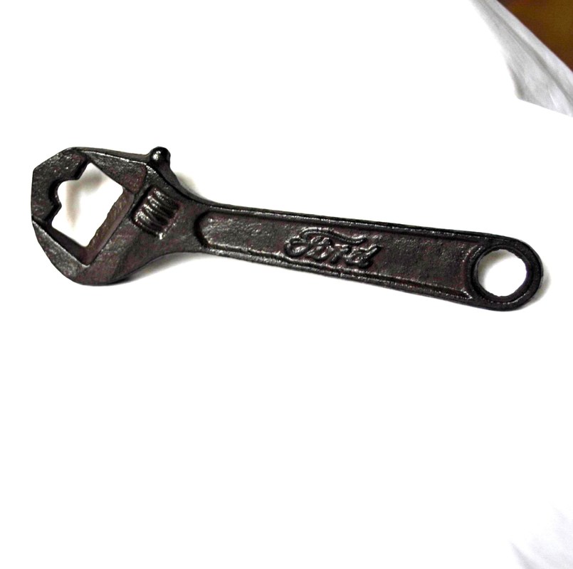 کیفیت Spanner Shape Cast Iron Bottle Opener کارخانه