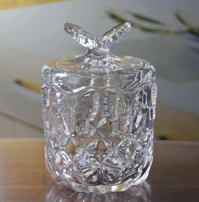 کیفیت Butterfly Embossed Creative Crystal Glass Storage Jars کارخانه