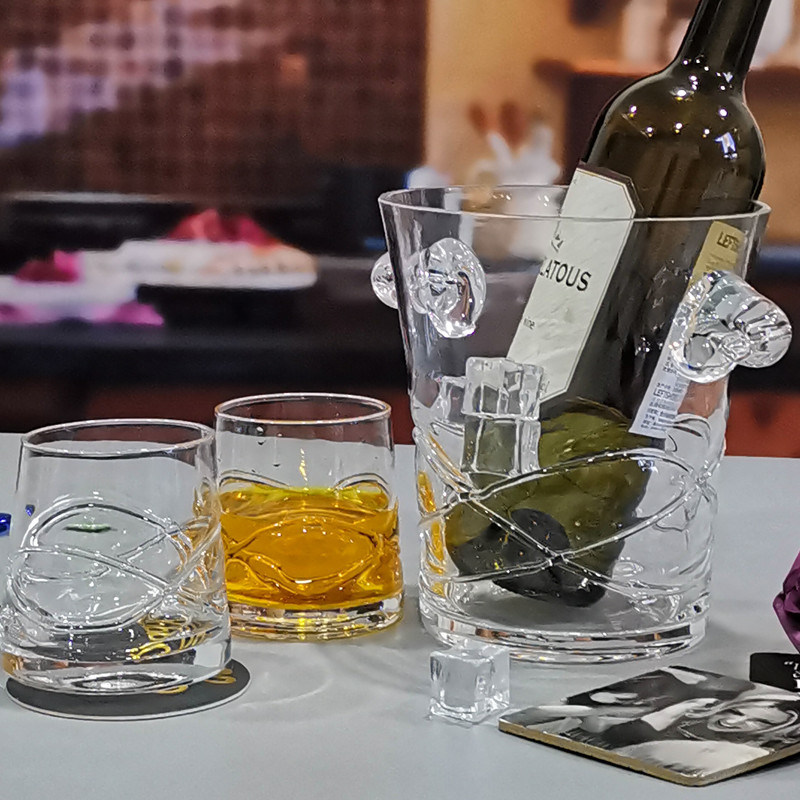 کیفیت Inlaid Arc Design Handmade Whiskey Glass کارخانه