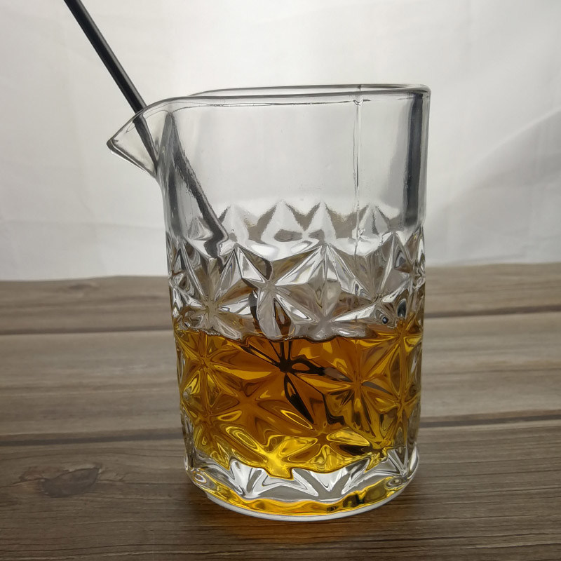 کیفیت 450ml Engraved Scotch Mixing Glasses With Embossed Pattern کارخانه