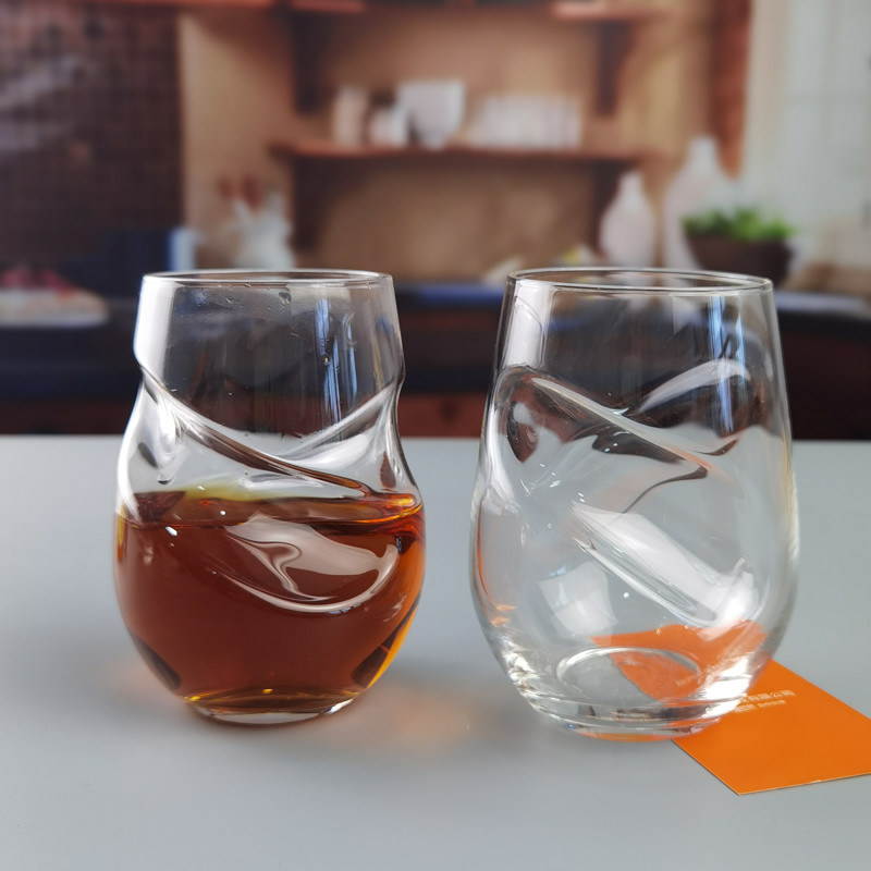 کیفیت Twisted Swirling Crystal Red Wine Glasses 250ml Stemless کارخانه