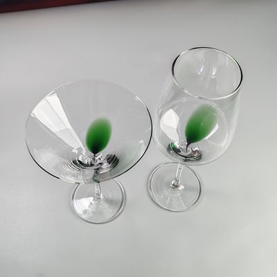 کیفیت Customized Hand-blow Clear Red Wine Glass Martini Glass For Party کارخانه