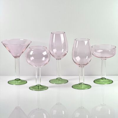 کیفیت Hand Blown Borosilicate Stemmed Wine & Cocktail Glass Set, Pink Bowl with Green Hollow Stem Base, Colored Spray Tinted Art Goblets for Bar, Wedding & Table Decor کارخانه