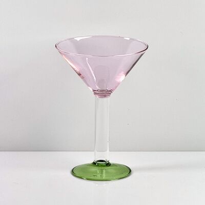 کیفیت Hand Blown Borosilicate Stemmed Wine & Cocktail Glass Set, Pink Bowl with Green Hollow Stem Base, Colored Spray Tinted Art Goblets for Bar, Wedding & Table Decor کارخانه