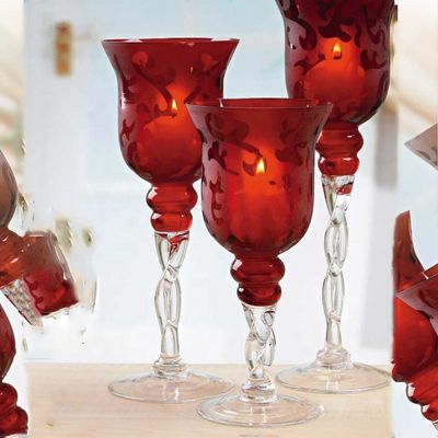 کیفیت Tulip Shape Long Stem Candle Holders With Engrave Pattern کارخانه