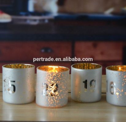 کیفیت Electroplated Matte Glass Candle Holders With Morden Pattern کارخانه