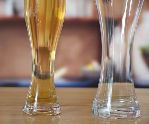 کیفیت Transparent Pilsner Craft Beer Pint Glasses For Party کارخانه