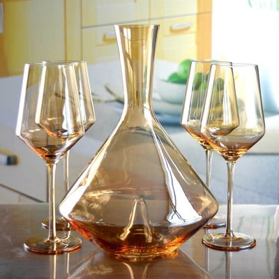 کیفیت Hand Blown Crystal Wine Glass Set کارخانه