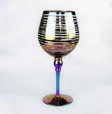 کیفیت Laser Circles Pattern Iridescent Crystal Wine Glass With Pearl Stem کارخانه