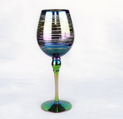 کیفیت Laser Circles Pattern Iridescent Crystal Wine Glass With Pearl Stem کارخانه