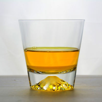 کیفیت Heavy Base Transparent Handmade Whiskey Glass For Party کارخانه