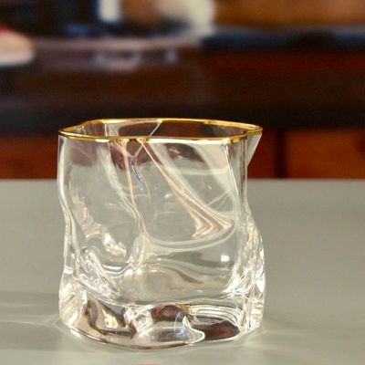 کیفیت Irregular Handmade Whiskey Glass With Gold Rim کارخانه