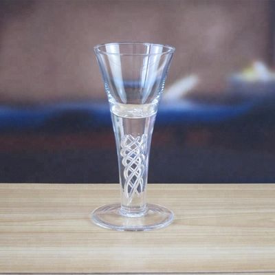 کیفیت Handmade Decorative Twisted DNA Stem Custom Shot Glasses کارخانه