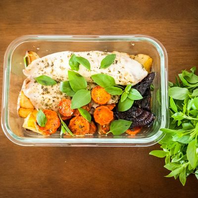 کیفیت Borosilicate Pressed Glass Lunch Boxes With Locking Lids کارخانه