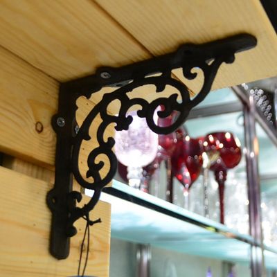 کیفیت Vintage Classic Pattern Cast Iron Shelf Bracket For Shop کارخانه