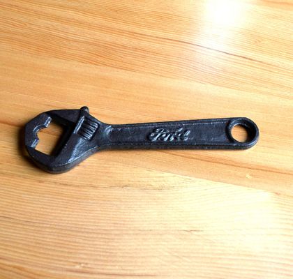 کیفیت Spanner Shape Cast Iron Bottle Opener کارخانه