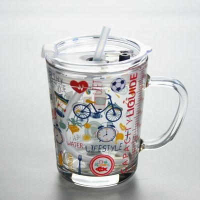 کیفیت Cartoon Crystal Drinking Glass With Lid And Silicate Straw کارخانه