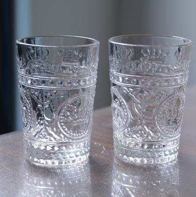 کیفیت 8Oz Crown Design Embossed Tumbler Drinking Glasses کارخانه