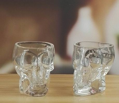 کیفیت Machine Made Embossed Skull 1.5 Oz Shot Glasses کارخانه