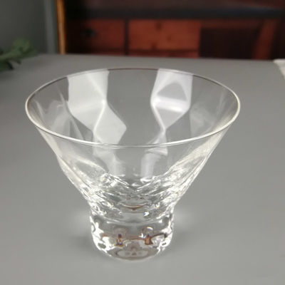 کیفیت Lead Free Crystal Cocktail Glasses With Optical Diamonds Design کارخانه