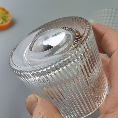 کیفیت Lead Free  FDA Embossed Handmade Whiskey Glass Turning Bottom کارخانه